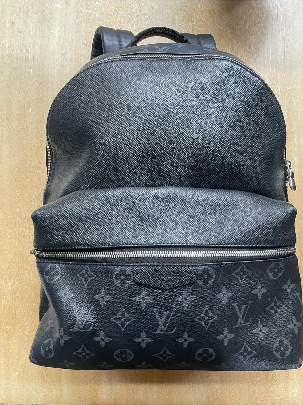 Louis Vuitton discovery backpack